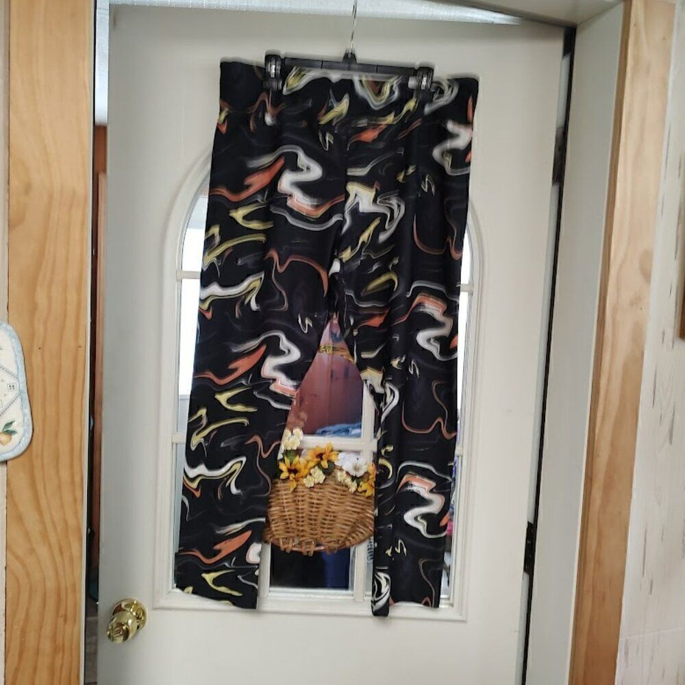 New Crane Black Multi-Color Desgn Tight Fit Leggings Size Women's XL